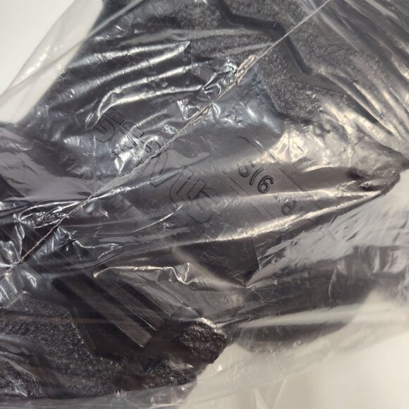 Servus Overboots Rain Galoshes 3 Buckle Size Small Fits Over 5.5 - 7 Shoes USA - Picture 6 of 6